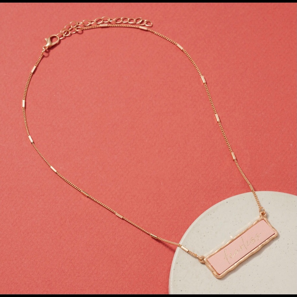 Fearless Necklace - Picture 5 of 5